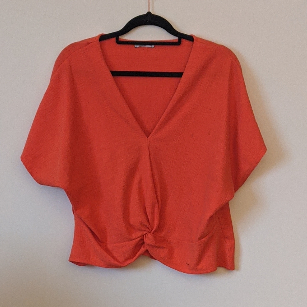 🌹Zara orange twisted blouse